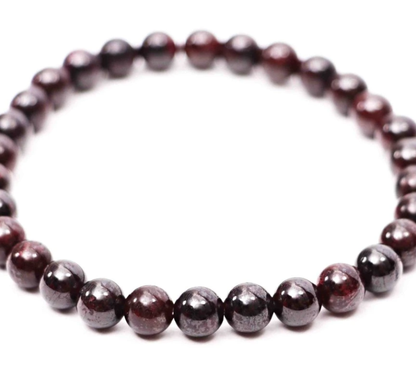 Náramek z granátu 4mm kuličky