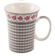 Porcelánový hrnek šedý kostka s motivem růží