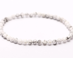 Náramek z magnezitu 4mm fazetový