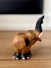 Slon ze dřeva z thajských pralesů 13cm
