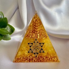 Orgonitová pyramida BOHATSTVÍ s citrínem a šesticípou hvězdou