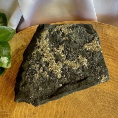 Šungit s pyritem č.2