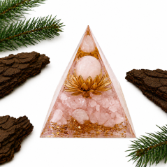 Orgonitová pyramida VDĚČNOSTI s růženínem