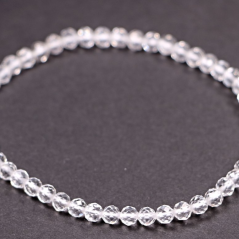 Náramek z křišťálu 4mm fazetový