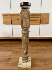 Svícen z teakového dřeva 60cm s černým vintage kovem