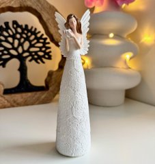 Anděl se stříbrným srdcem 19cm