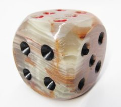 Kostka z onyxu 5cm